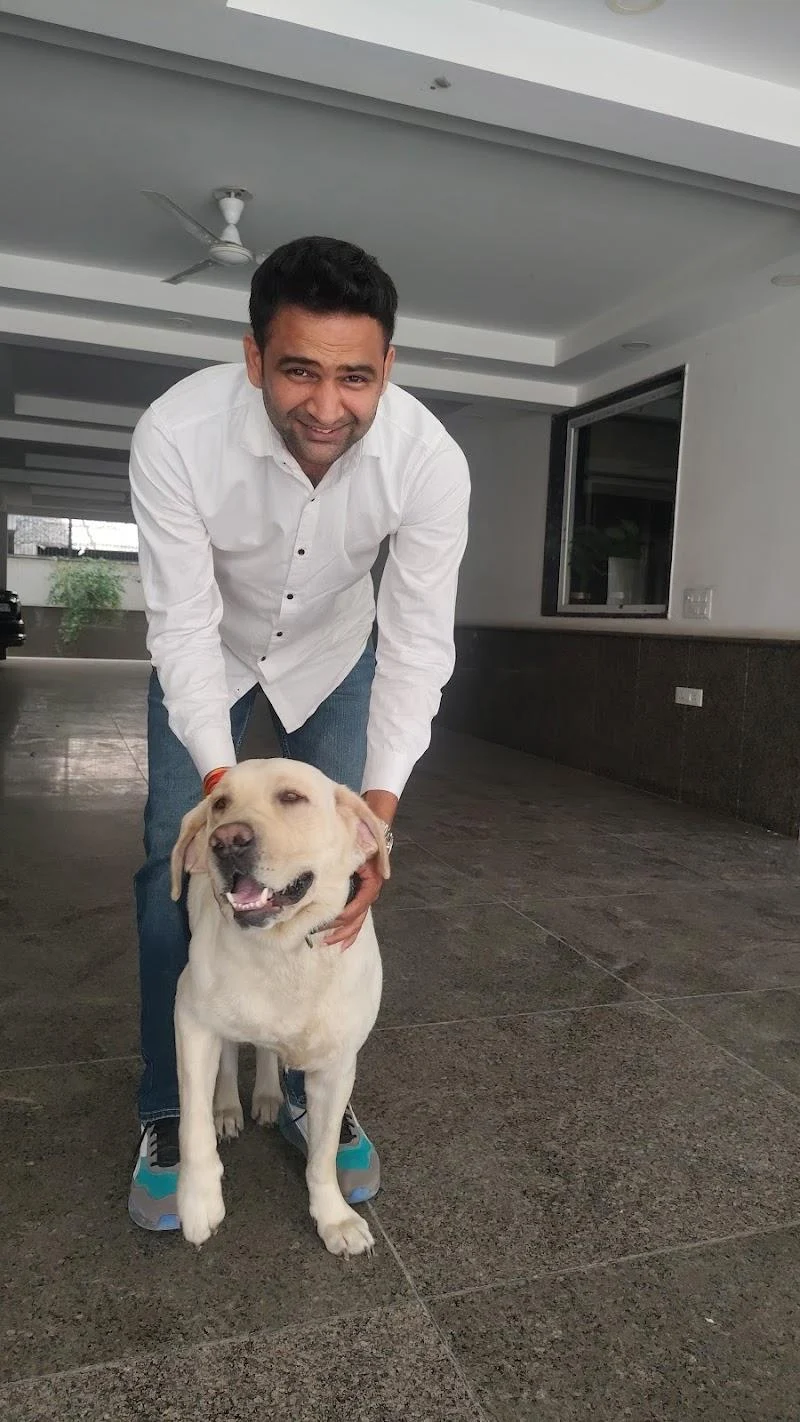 Vet At Home By Dr. Rahul Yadav | Pet clinic in Gurgaon | 24*7